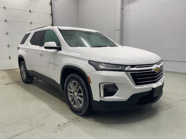 Used 2022 Chevrolet Traverse 3LT with VIN 1GNEVHKWXNJ164064 for sale in Rogers, Minnesota