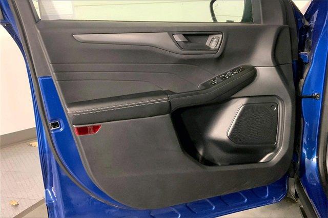 2023 Ford Escape Vehicle Photo in KANSAS CITY, MO 64114-4502