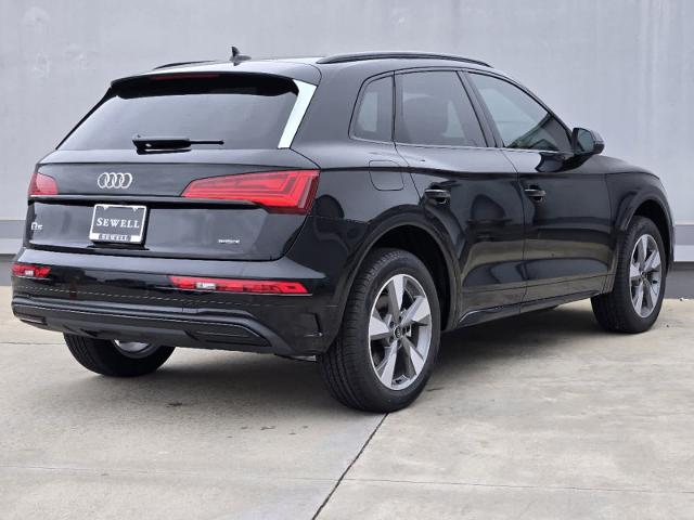 2025 Audi Q5 Vehicle Photo in SUGAR LAND, TX 77478