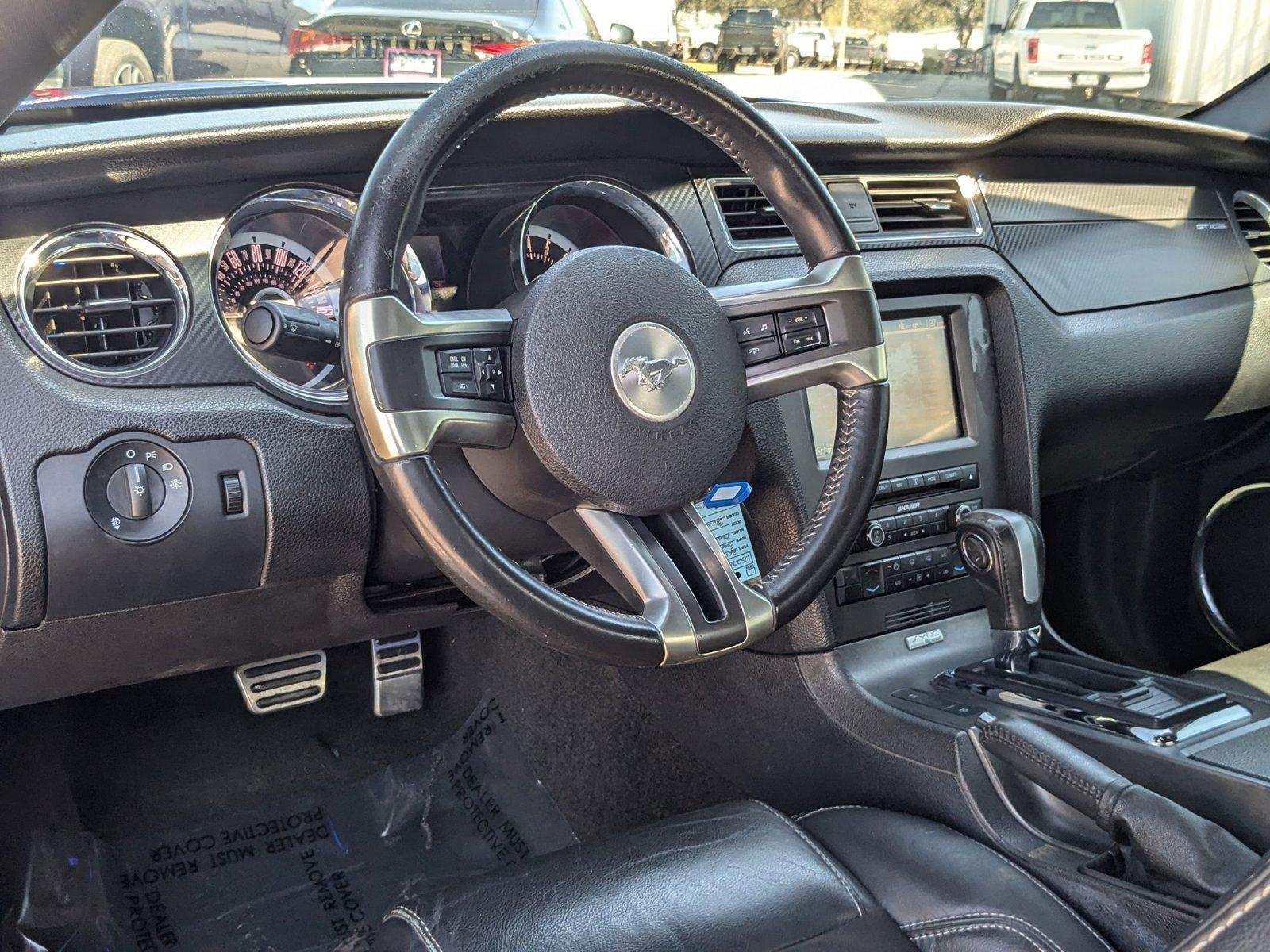 2013 Ford Mustang Vehicle Photo in St. Petersburg, FL 33713