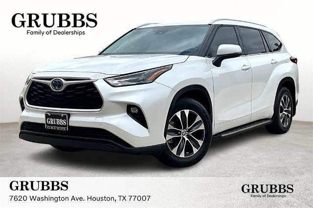 2022 Toyota Highlander Vehicle Photo in Houston, TX 77007