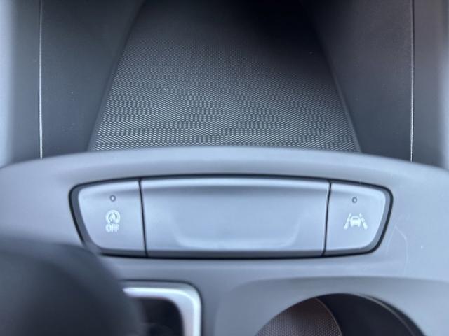2025 Chevrolet Trax Vehicle Photo in MARION, NC 28752-6372