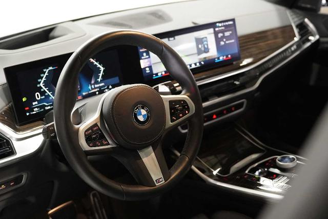 2025 BMW X7 xDrive40i Vehicle Photo in GRAPEVINE, TX 76051