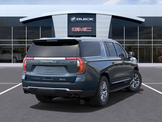 2025 GMC Yukon XL Vehicle Photo in GREEN BAY, WI 54303-3330