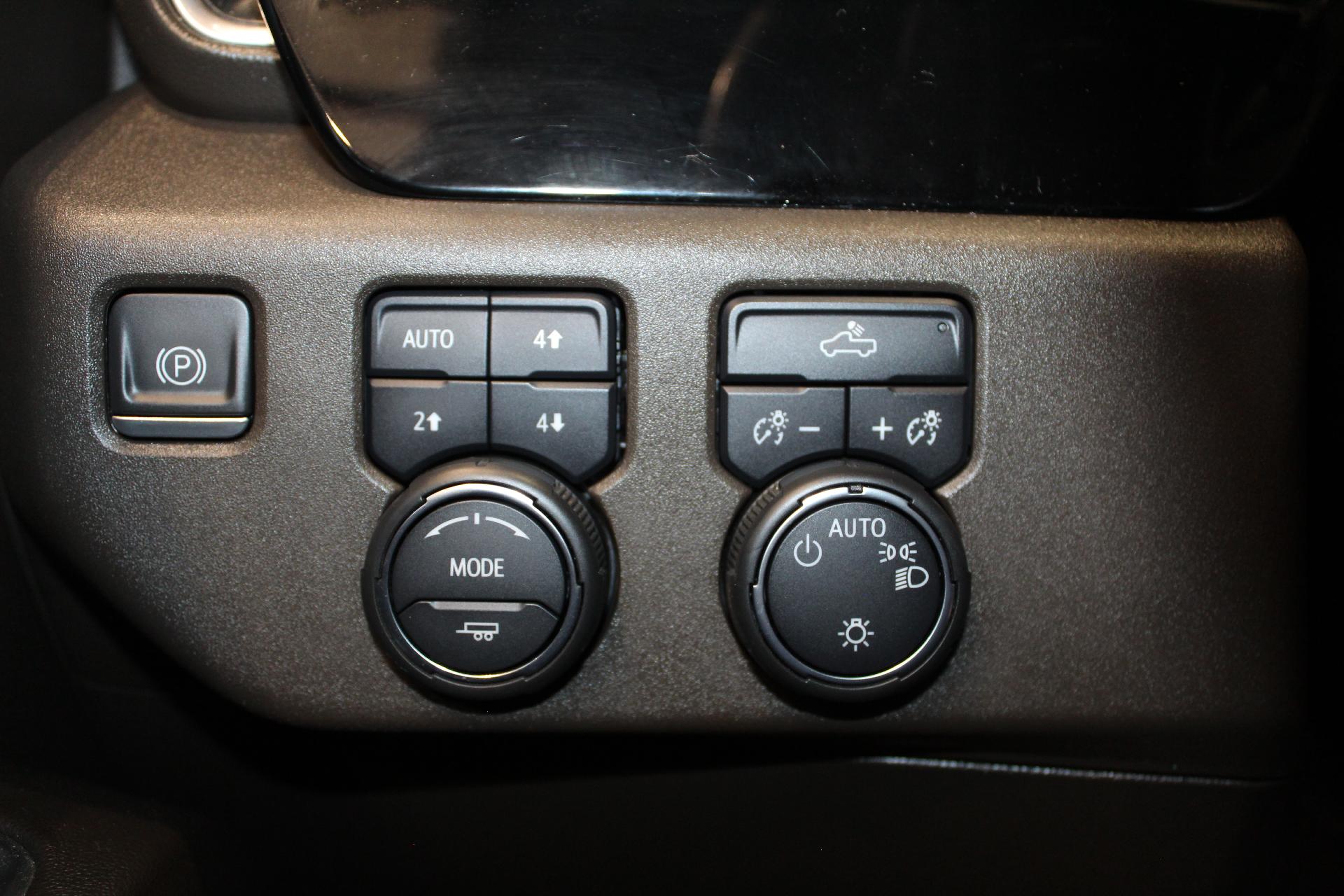2022 Chevrolet Silverado 1500 Vehicle Photo in NORTHAMPTON, MA 01060-1120