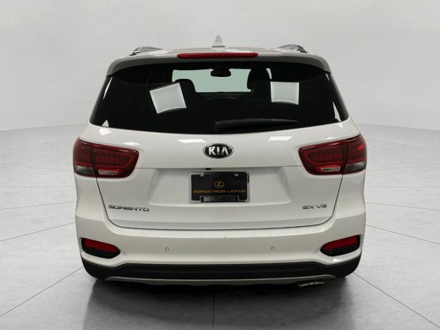 2019 Kia Sorento Vehicle Photo in Appleton, WI 54913