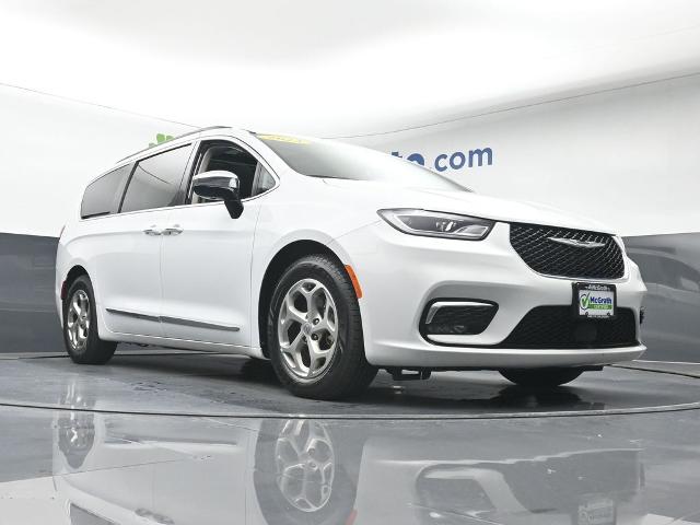 2023 Chrysler Pacifica Vehicle Photo in Cedar Rapids, IA 52402
