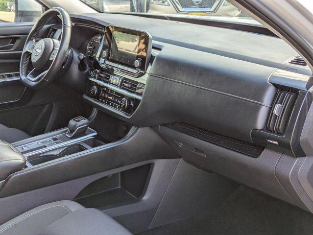 2024 Nissan Pathfinder Vehicle Photo in San Antonio, TX 78209