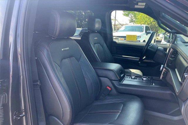 2022 Ford Expedition Max Vehicle Photo in INDEPENDENCE, MO 64055-1377