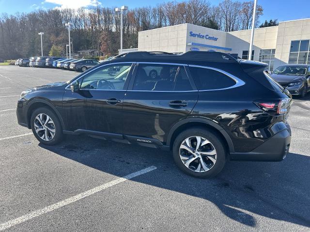 2022 Subaru Outback Vehicle Photo in INDIANA, PA 15701-1897