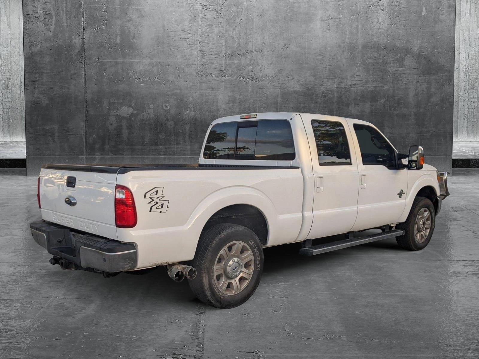 2015 Ford Super Duty F-250 SRW Vehicle Photo in PEMBROKE PINES, FL 33024-6534