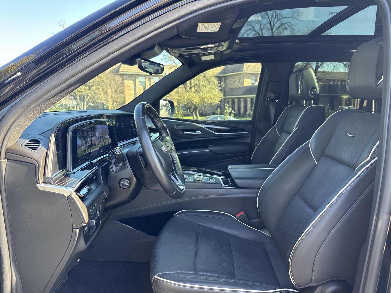 2022 Cadillac Escalade Vehicle Photo in DALLAS, TX 75209-3016