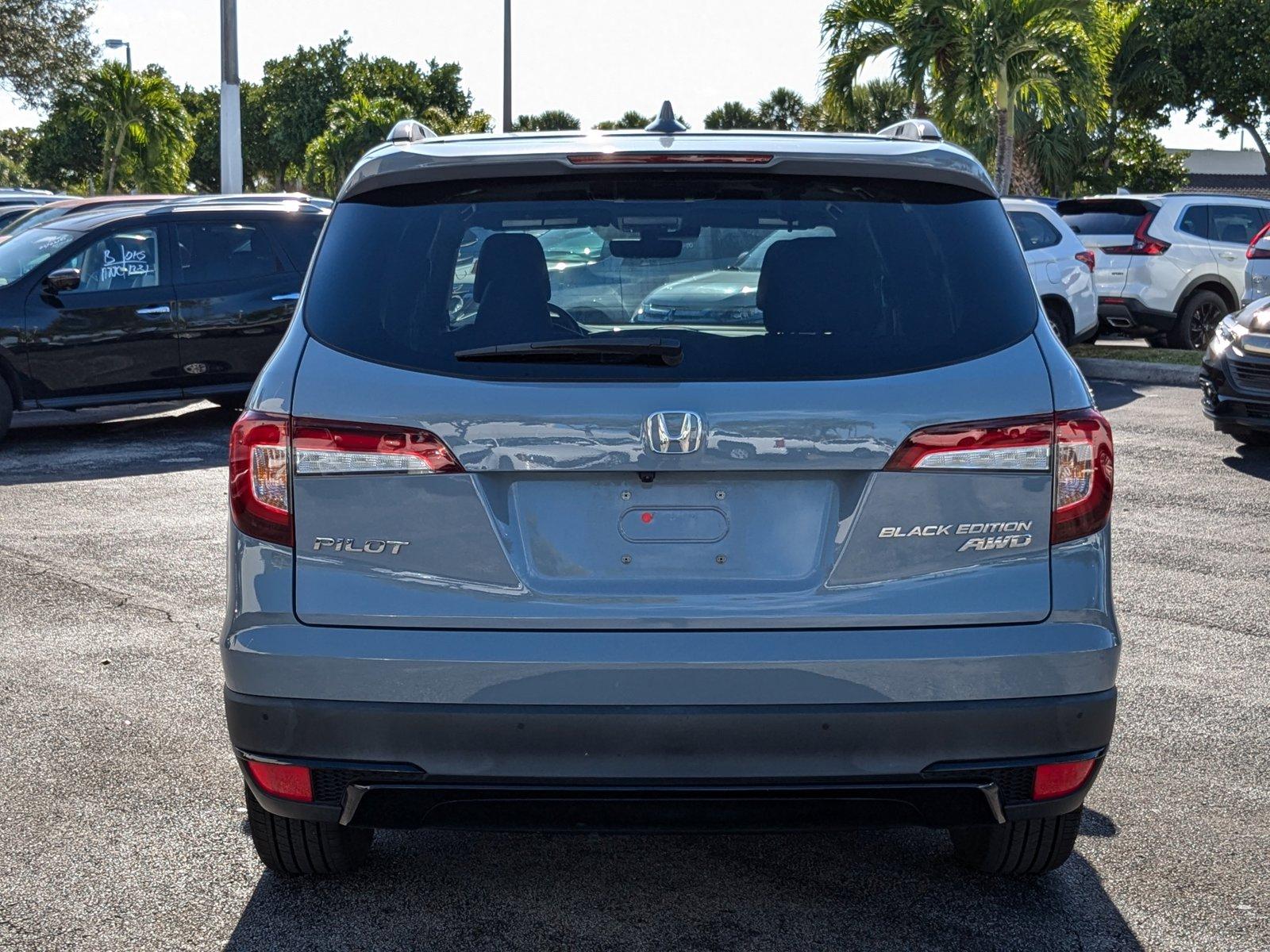 2022 Honda Pilot Vehicle Photo in Miami, FL 33015