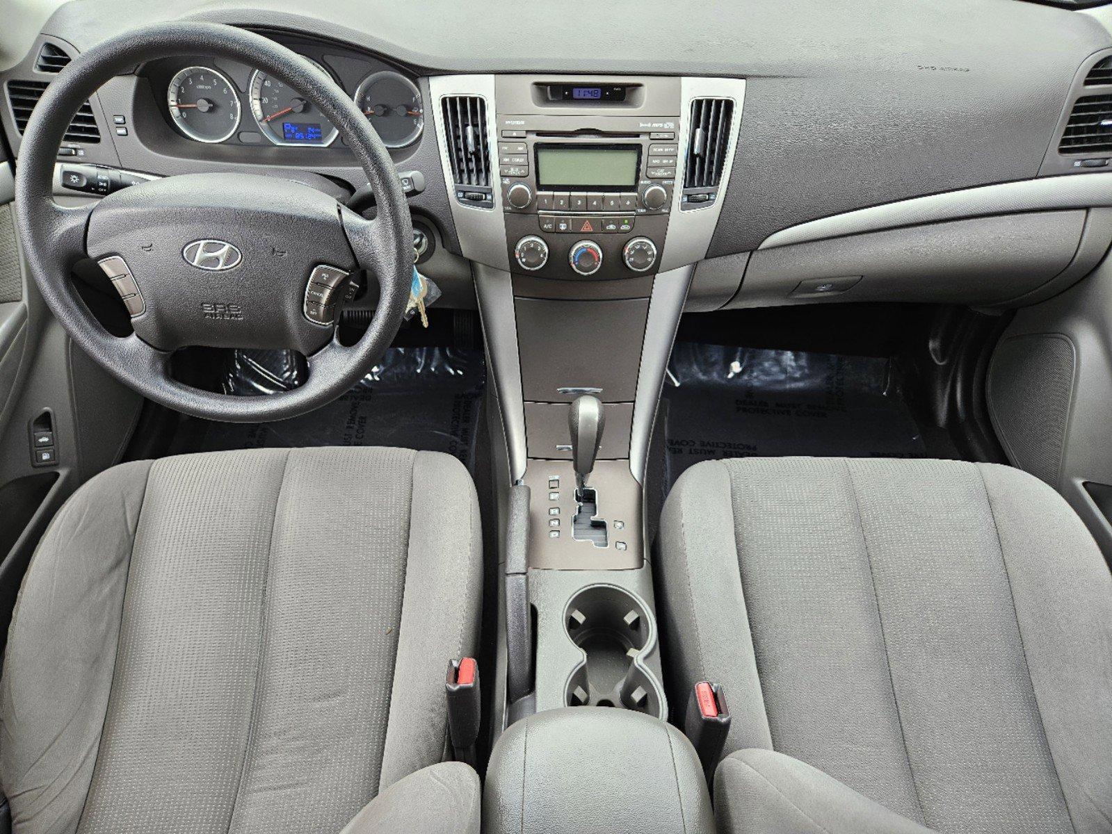 2010 Hyundai SONATA Vehicle Photo in FORT WORTH, TX 76132