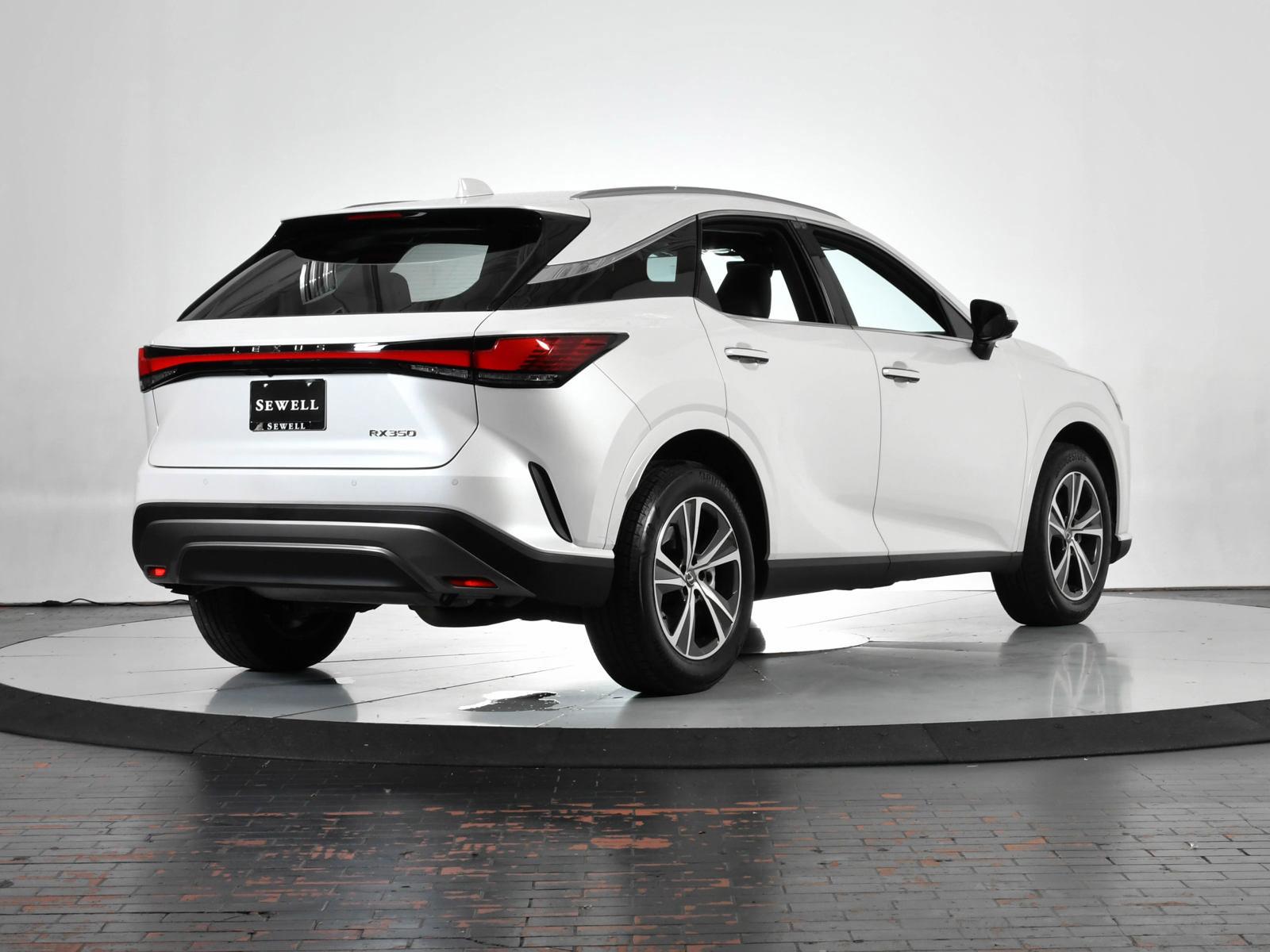 2024 Lexus RX 350 Vehicle Photo in DALLAS, TX 75235