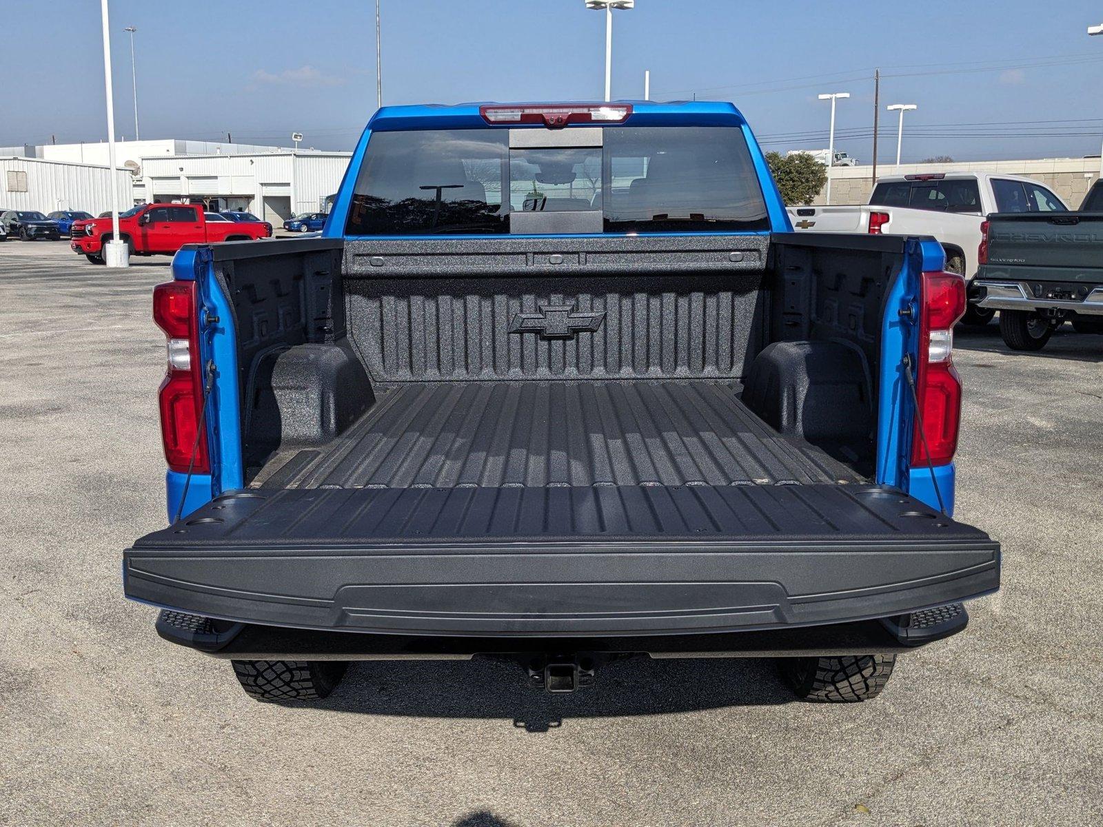 2025 Chevrolet Silverado 1500 Vehicle Photo in AUSTIN, TX 78759-4154