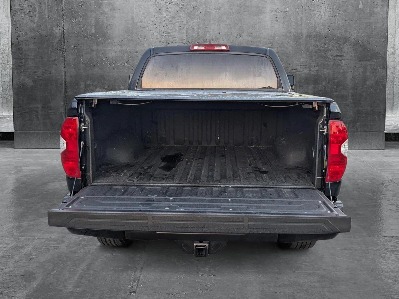 2020 Toyota Tundra 4WD Vehicle Photo in PEMBROKE PINES, FL 33024-6534