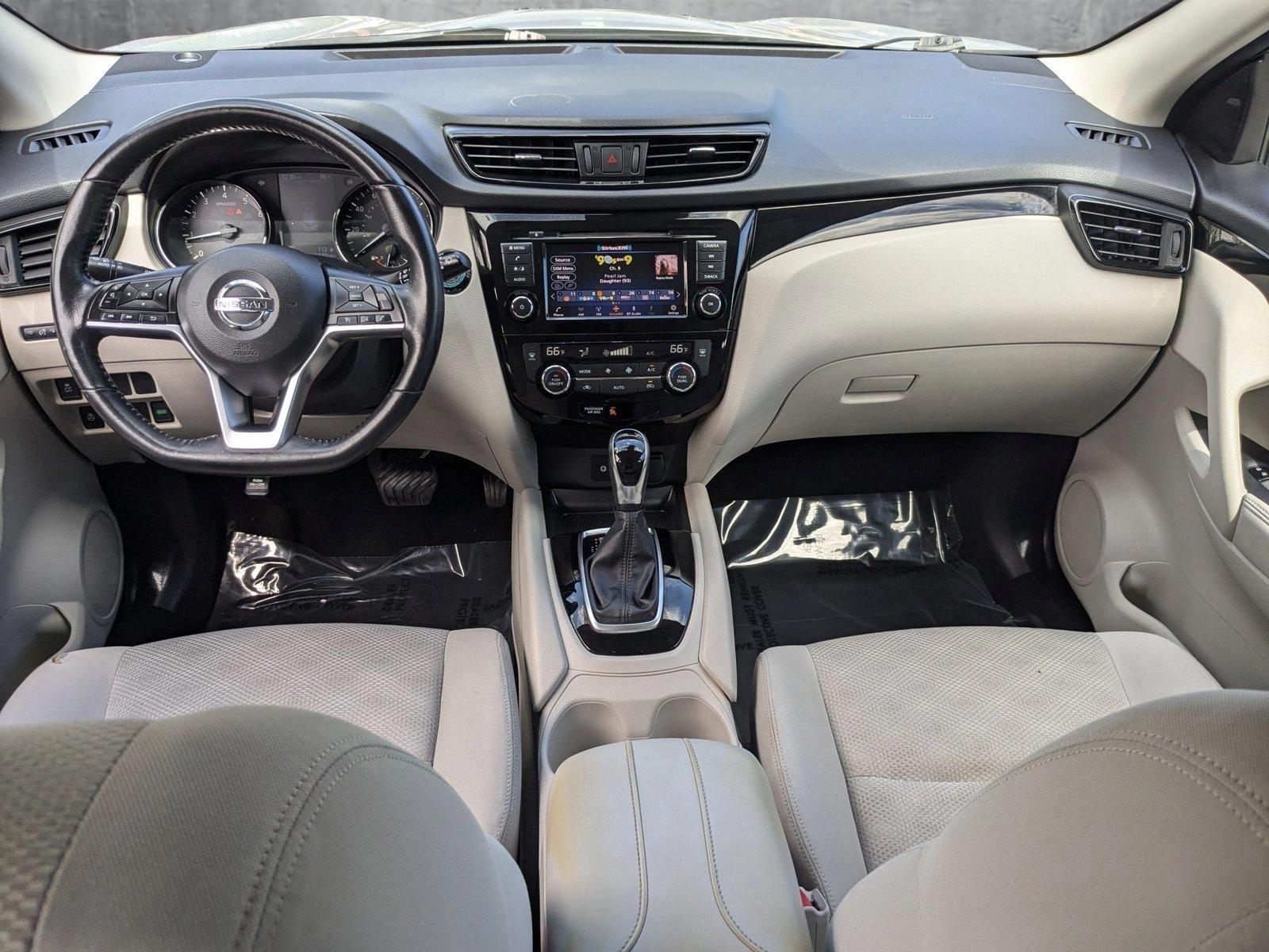 2019 Nissan Rogue Sport Vehicle Photo in Miami, FL 33135