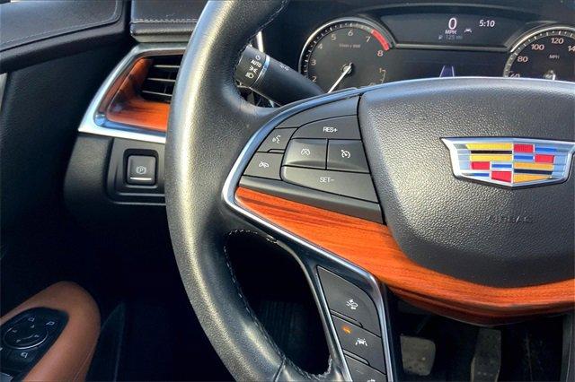 2021 Cadillac XT5 Vehicle Photo in TOPEKA, KS 66609-0000