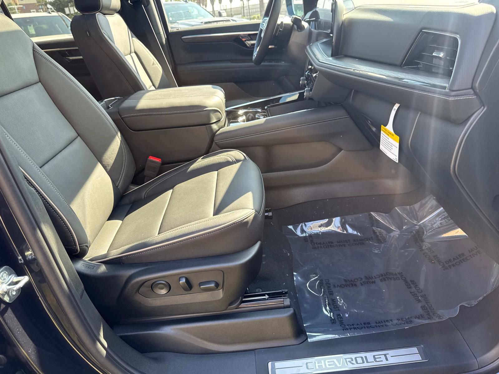2025 Chevrolet Tahoe Vehicle Photo in LOS ANGELES, CA 90007-3794