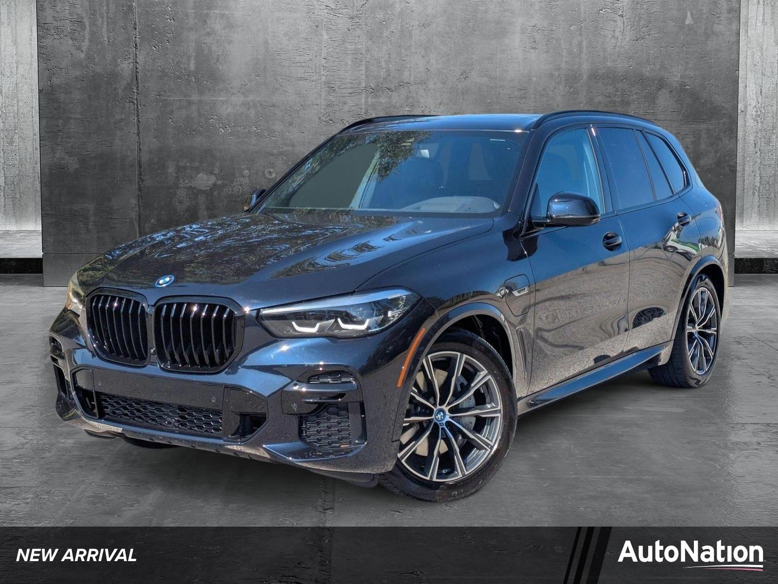 2023 BMW X5 xDrive45e Vehicle Photo in Sarasota, FL 34231