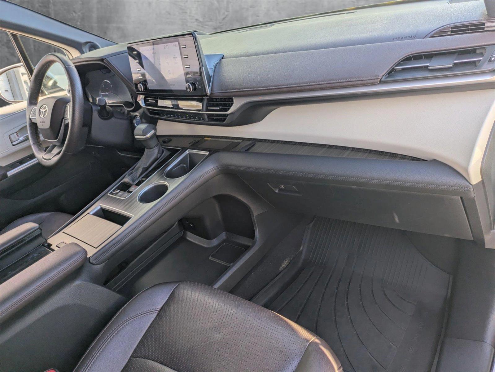 2023 Toyota Sienna Vehicle Photo in Winter Park, FL 32792