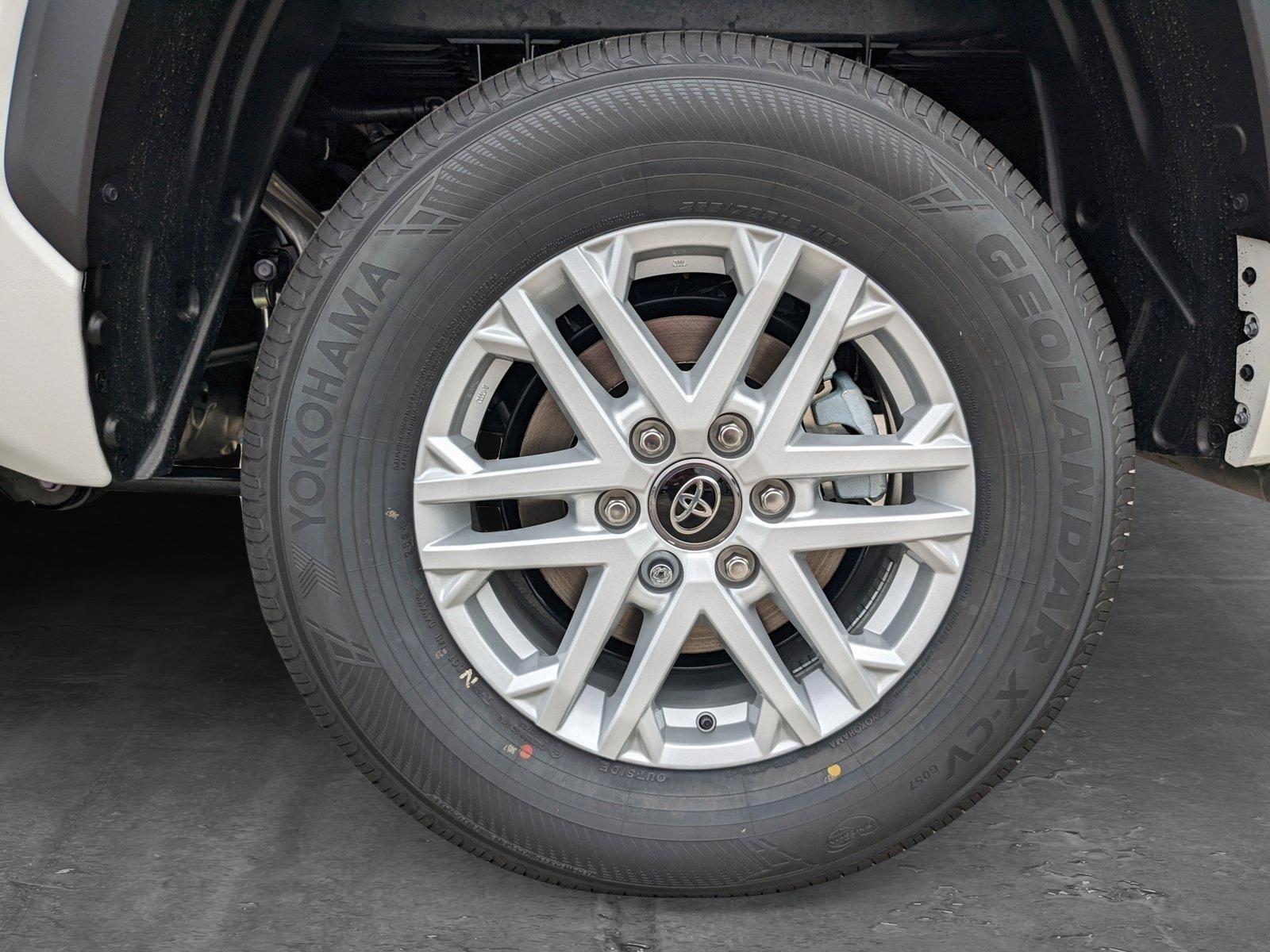 2025 Toyota Tundra 4WD Vehicle Photo in Davie, FL 33331