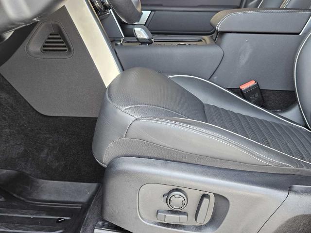 2024 Discovery Vehicle Photo in AUSTIN, TX 78717