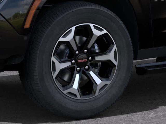 2025 GMC Yukon Vehicle Photo in ZELIENOPLE, PA 16063-2910
