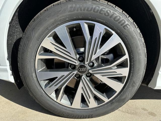 2025 Audi Q4 e-tron Vehicle Photo in HOUSTON, TX 77090