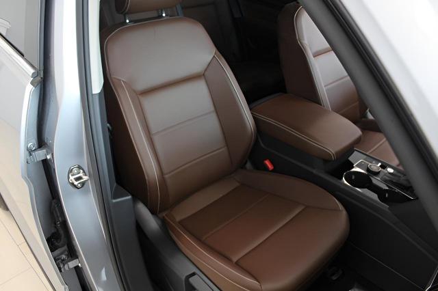 2023 Volkswagen Atlas Vehicle Photo in Green Bay, WI 54304