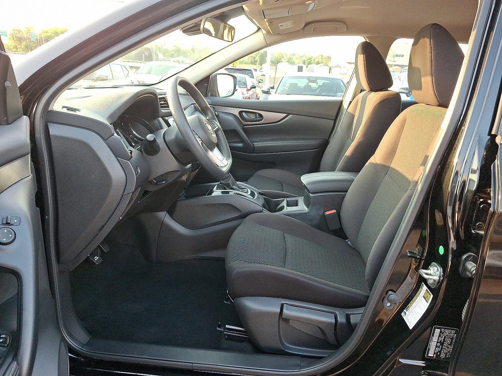 2021 Nissan Rogue Sport Vehicle Photo in Harrisburg, PA 17111