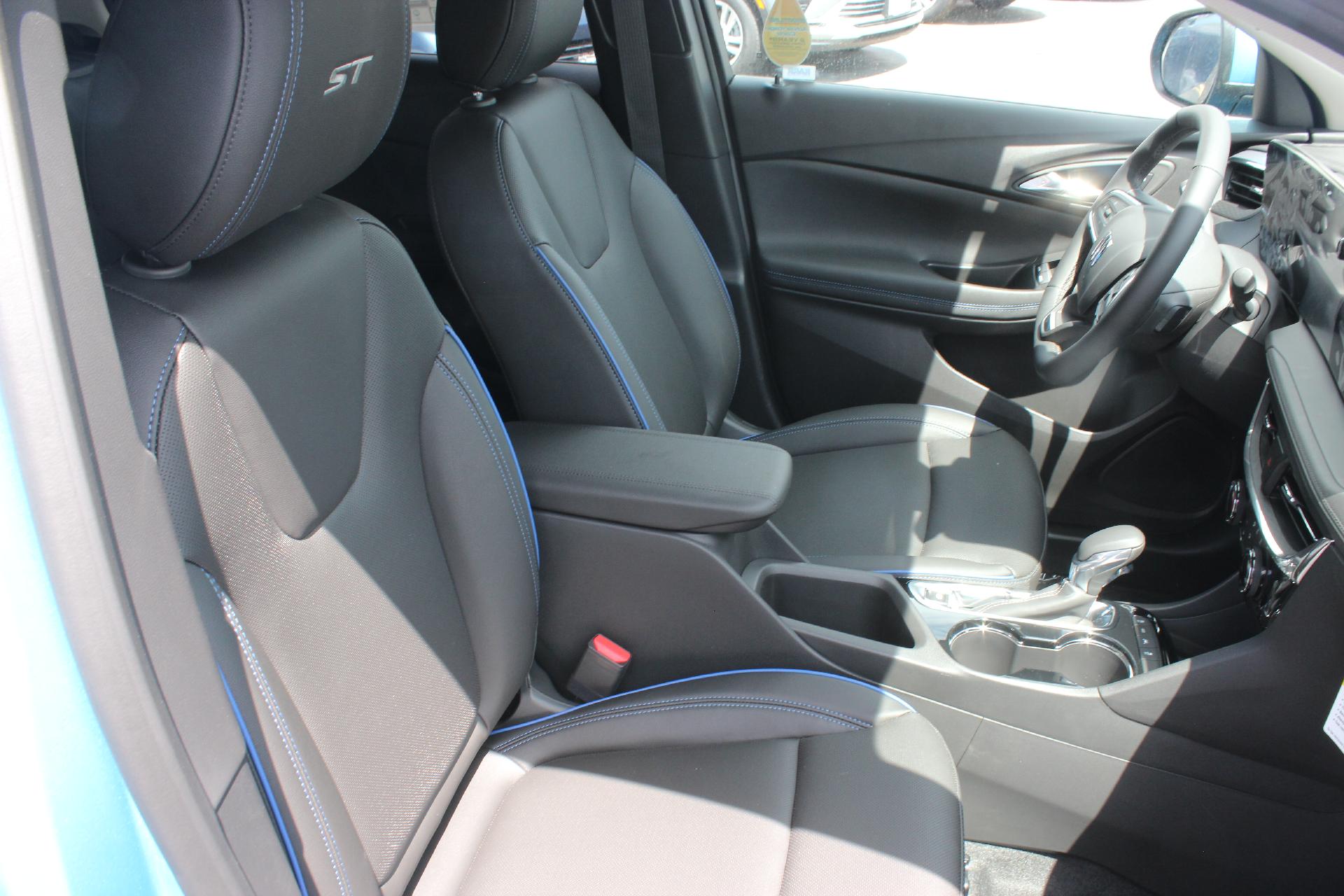 2026 Buick Encore GX Vehicle Photo in AURORA, CO 80012-4011