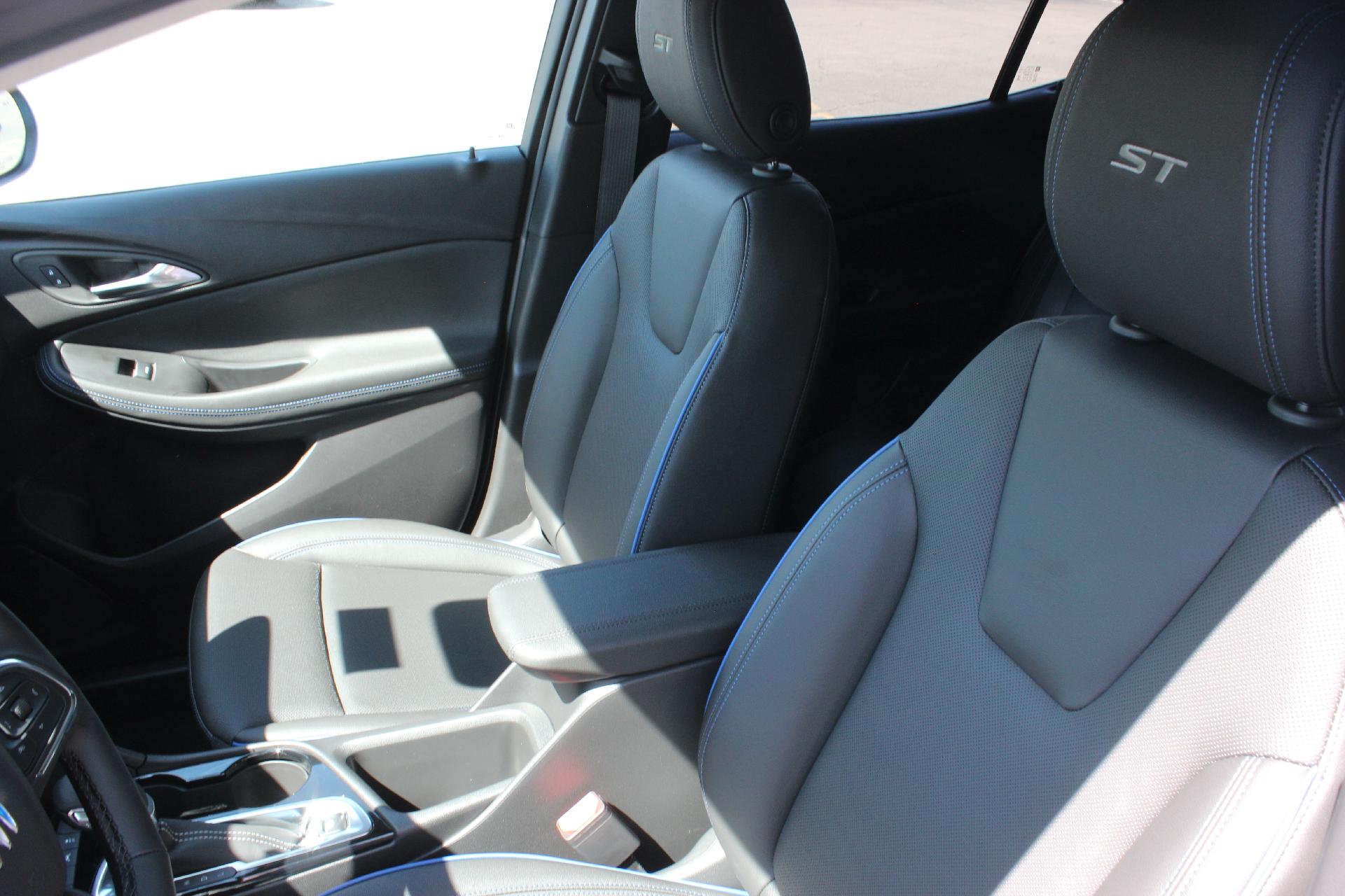2026 Buick Encore GX Vehicle Photo in AURORA, CO 80012-4011