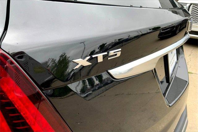 2022 Cadillac XT5 Vehicle Photo in KANSAS CITY, MO 64114-4545