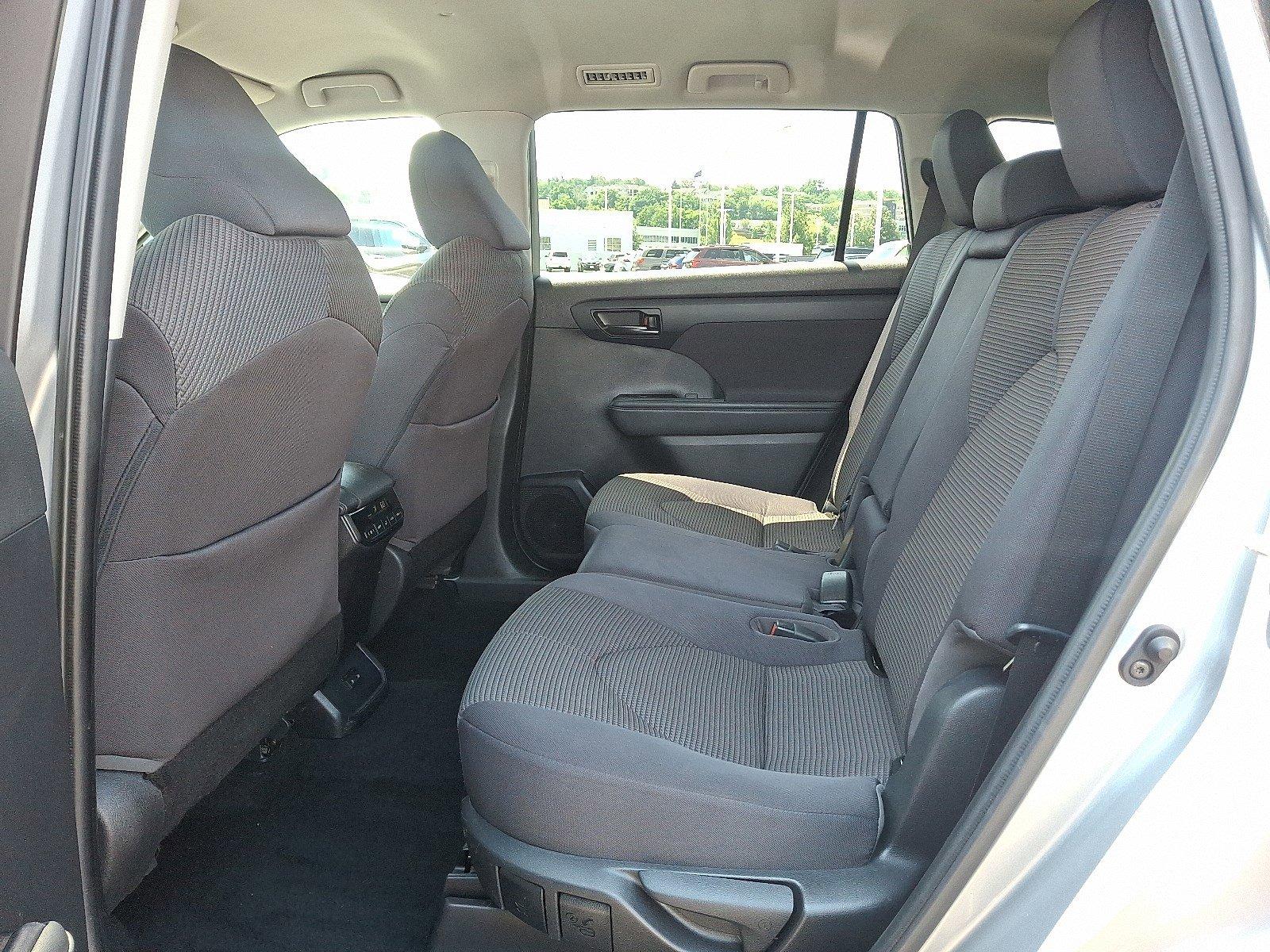 2022 Toyota Highlander Vehicle Photo in Harrisburg, PA 17111