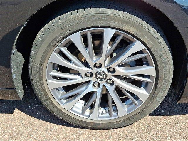 2021 Lexus ES 250 Vehicle Photo in Willow Grove, PA 19090