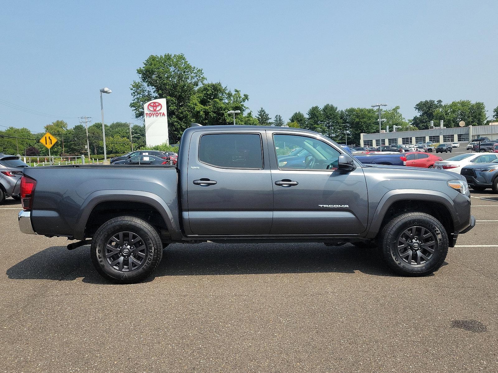 2022 Toyota Tacoma 4WD Vehicle Photo in Trevose, PA 19053