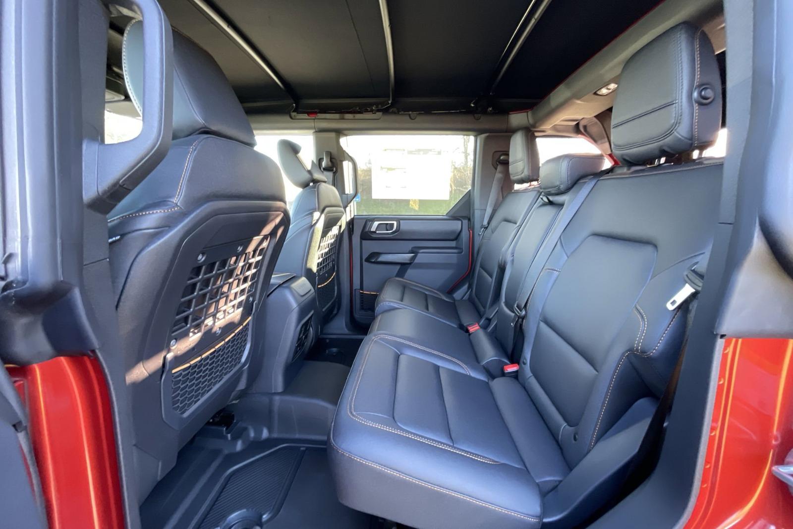 2024 Ford Bronco Vehicle Photo in Belle Vernon, PA 15012
