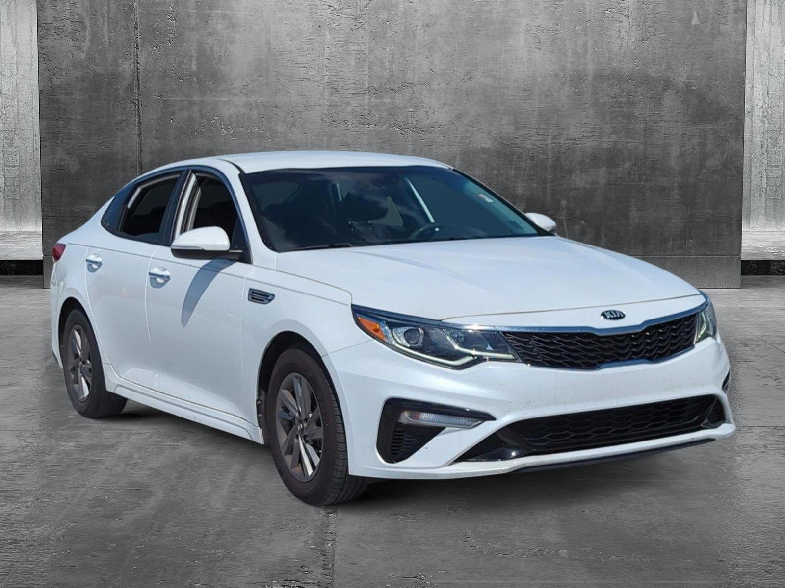 2020 Kia Optima Vehicle Photo in Ft. Myers, FL 33907