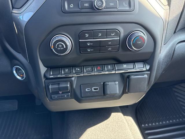 2025 Chevrolet Silverado 2500 HD Vehicle Photo in MANHATTAN, KS 66502-5036