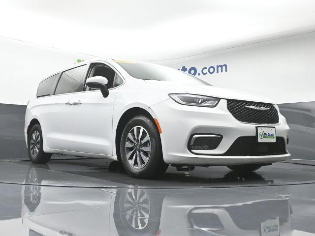 2023 Chrysler Pacifica Vehicle Photo in Cedar Rapids, IA 52402