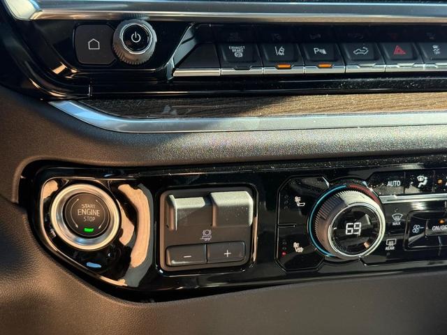 2025 Chevrolet Silverado 2500 HD Vehicle Photo in COLUMBIA, MO 65203-3903