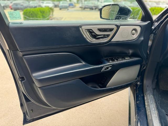 2017 Lincoln Continental Vehicle Photo in Grapevine, TX 76051