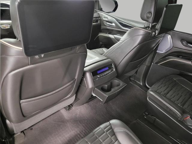2024 Cadillac Escalade Vehicle Photo in NEENAH, WI 54956-2243