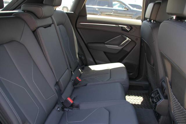 2024 Audi Q3 Vehicle Photo in SUGAR LAND, TX 77478