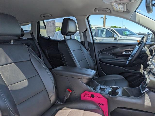 2024 GMC Terrain Vehicle Photo in AURORA, CO 80012-4011