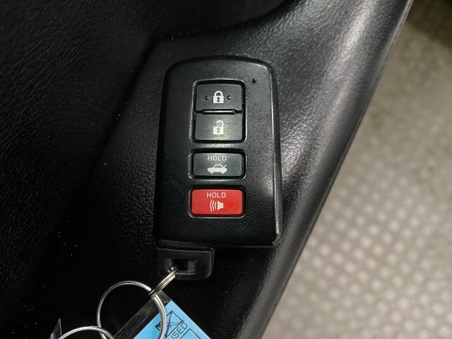 2014 Toyota Avalon Vehicle Photo in Appleton, WI 54913