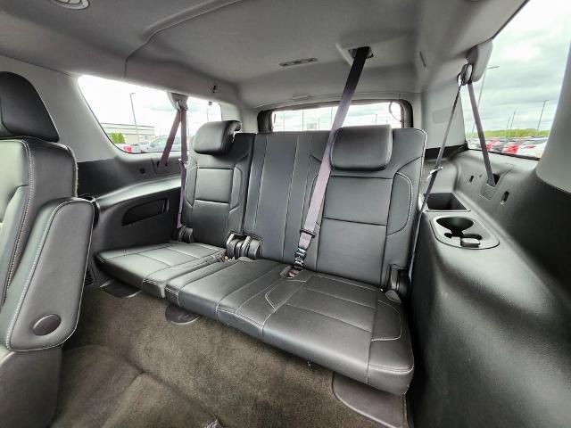 2016 Chevrolet Suburban Vehicle Photo in GREEN BAY, WI 54304-5303