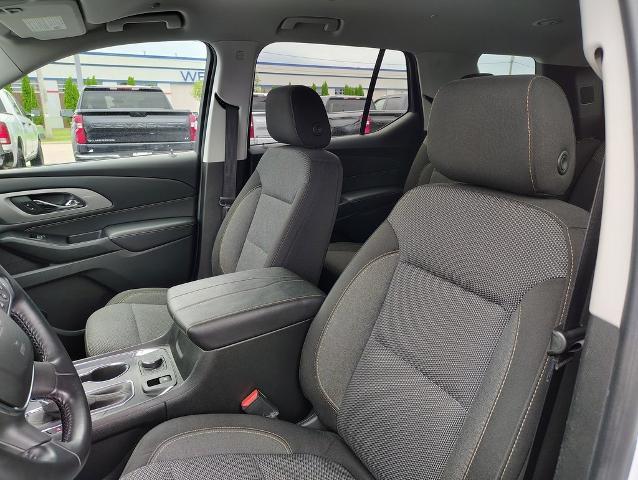 2018 Chevrolet Traverse Vehicle Photo in GREEN BAY, WI 54304-5303